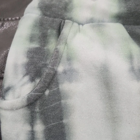 Vintage Havana Kids Tie-Dye Jogger Set - Picture 10 of 12